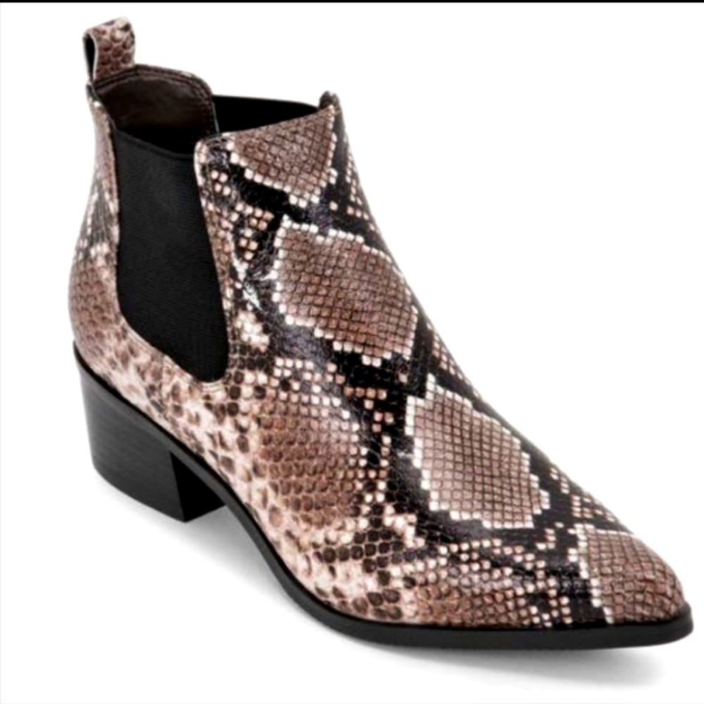 Blondo- Emelia Waterproof snake leather Boots